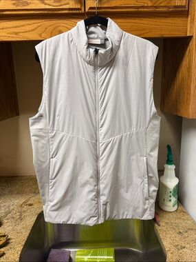 KJUS retention vest